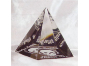 トロフィー：ピラミッドベース　ブラック ・・・ オリジナルデザイン加工